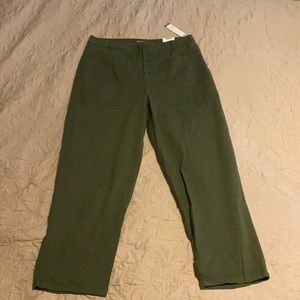 time and try pants with tag still attached